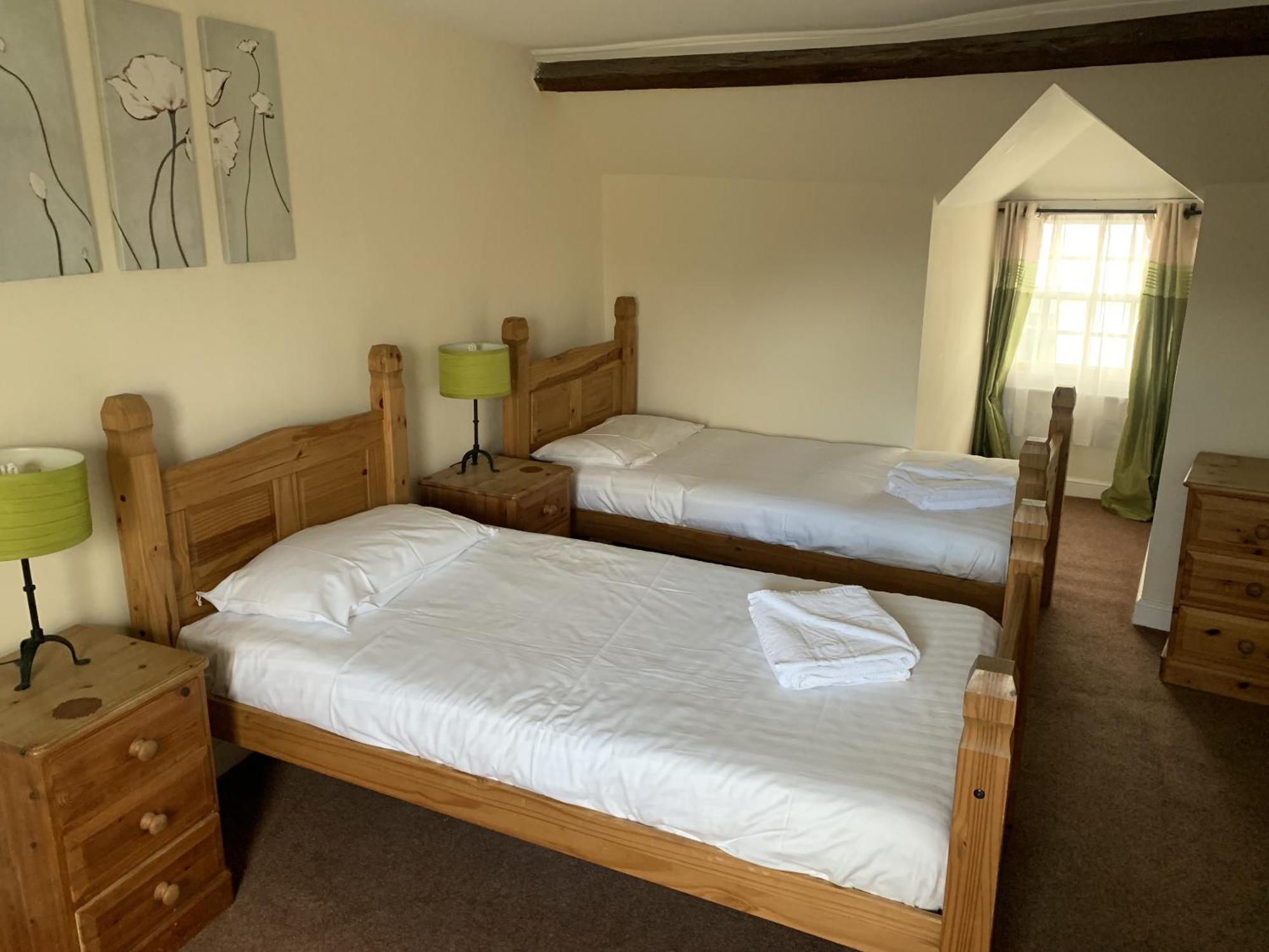 The Cromwell Arms Inn Bovey Tracey Bagian luar foto