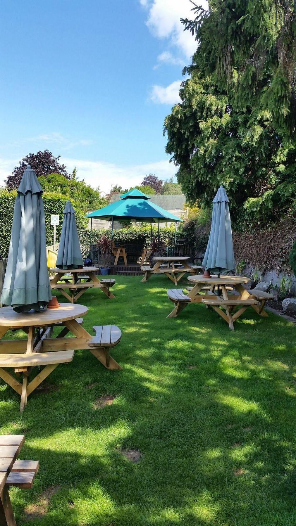 The Cromwell Arms Inn Bovey Tracey Bagian luar foto